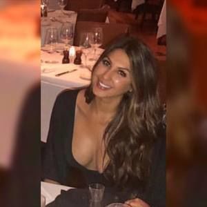 Meet your Posher, Elizabeth